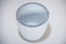 Load image into Gallery viewer, Concrete pot Squircle large