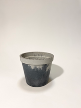 Load image into Gallery viewer, Yin&Yang Concrete pot Trapezium Large