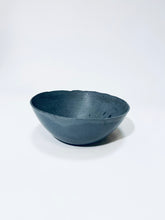 Load image into Gallery viewer, Concrete bowl, Dark grey
